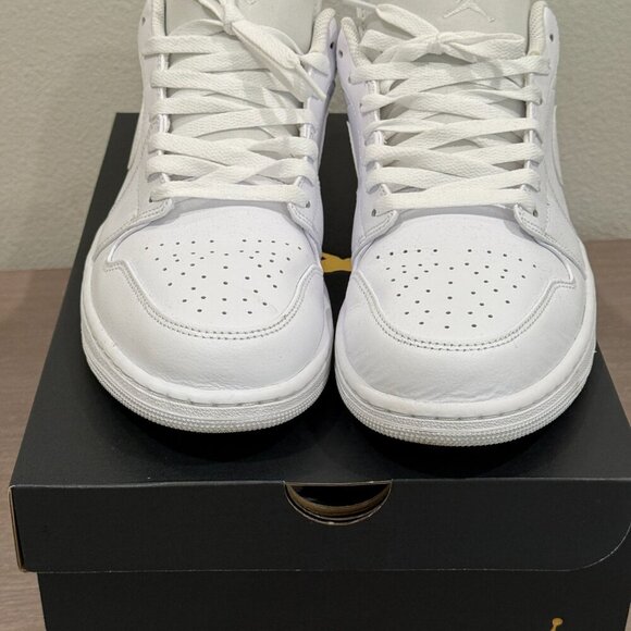 Nike Air Jordan 1 Retro Low Size 11 Triple White - Picture 4 of 8